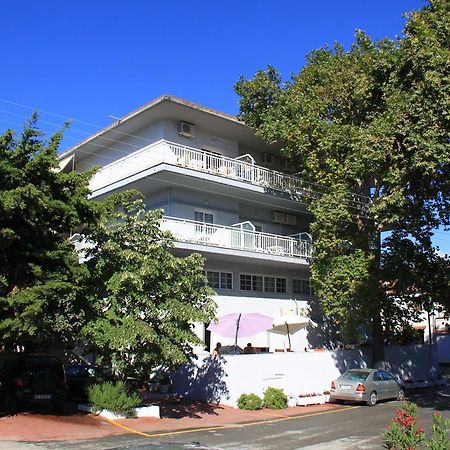 Galanis Studios And Apartments Πλαταμώνας Εξωτερικό φωτογραφία