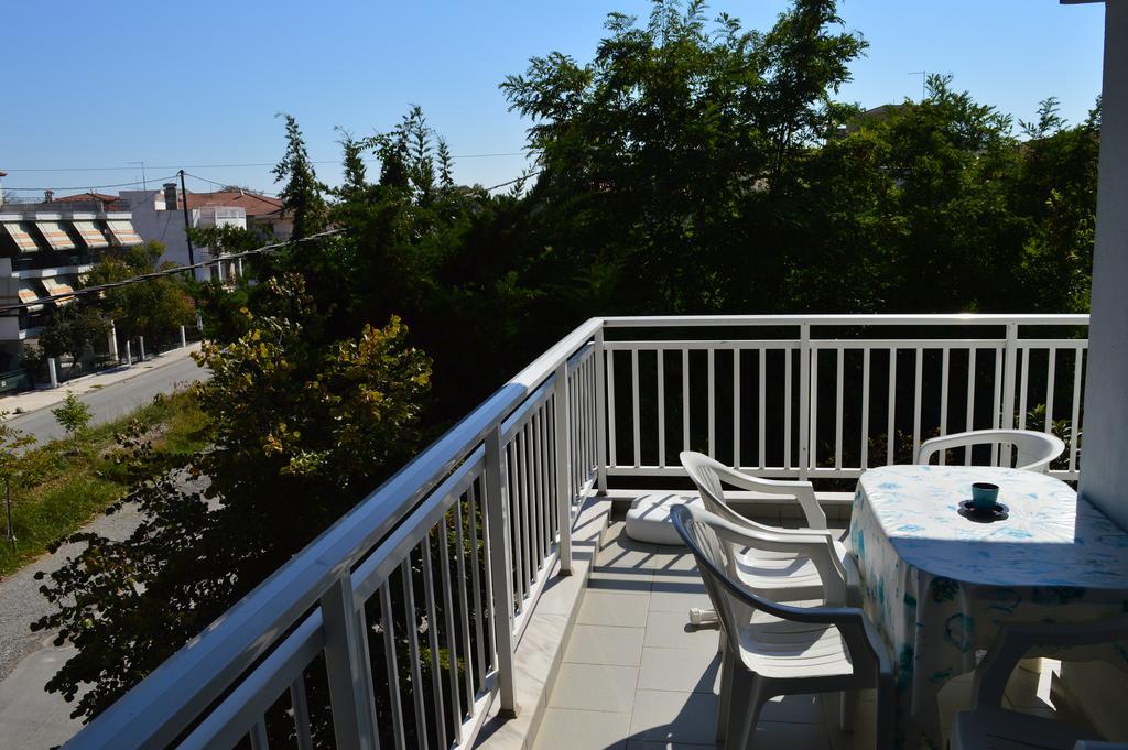 Galanis Studios And Apartments Πλαταμώνας Εξωτερικό φωτογραφία
