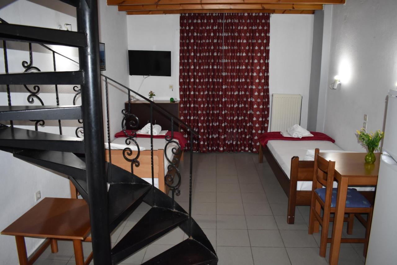 Galanis Studios And Apartments Πλαταμώνας Εξωτερικό φωτογραφία